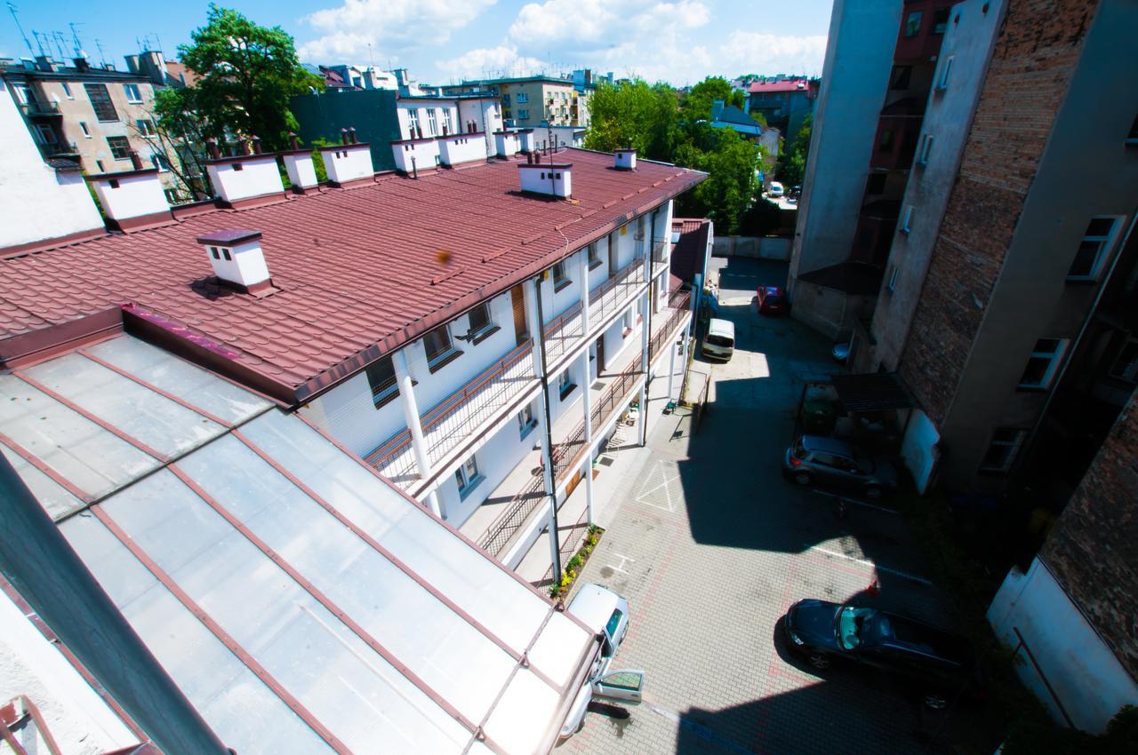 Red Carpet Hostel Krakow Bagian luar foto