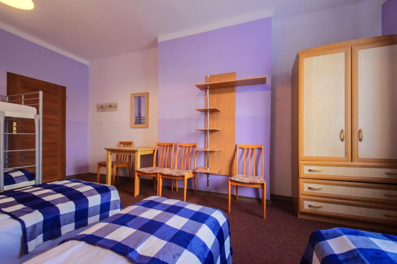 Red Carpet Hostel Krakow Bagian luar foto