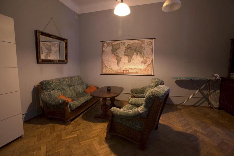 Red Carpet Hostel Krakow Bagian luar foto